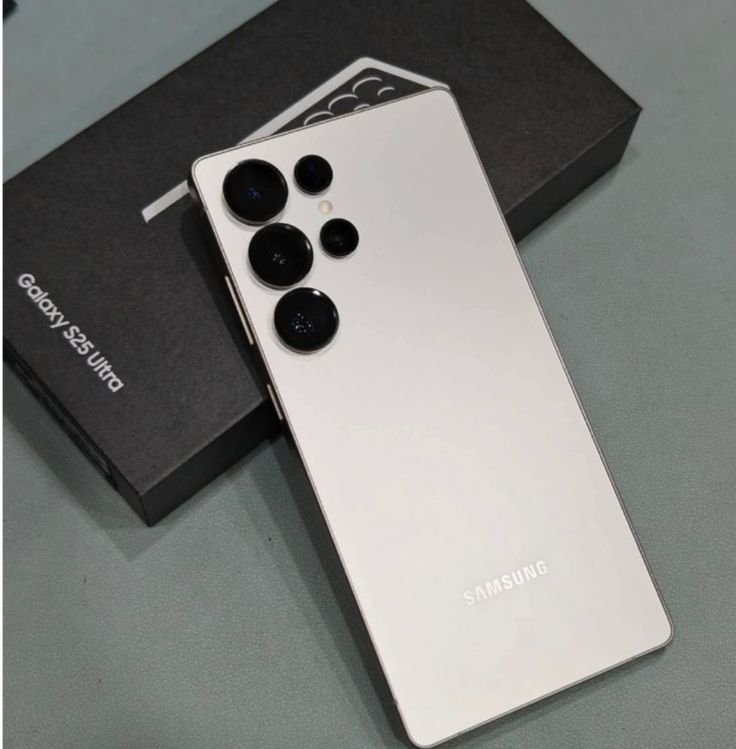 Samsung Galaxy S25 Ultra 5G - Image 2